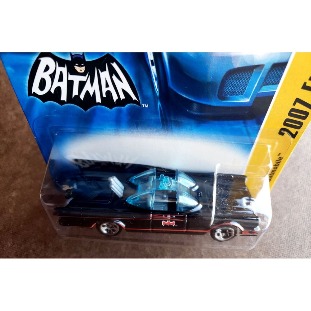 Hot Wheels TV BATMOBILE Black 2007 First Editions 15/36 Honeycomb Grill! LOT X 2 - Picture 5 of 16